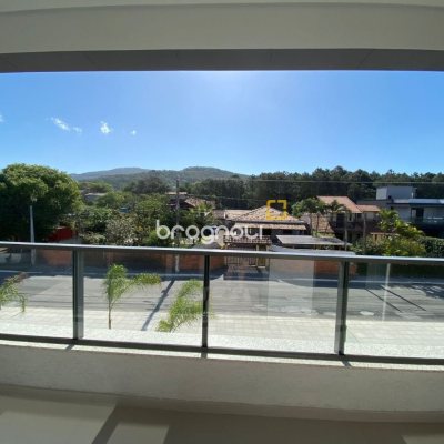 Apartamento com 116m², 3 quartos (sendo 3 suítes), 2 garagens, no bairro Morro das Pedras em Florianópolis