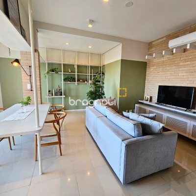 Cobertura com 142m², 3 quartos (sendo 1 suíte), 3 garagens, no bairro Campeche em Florianópolis