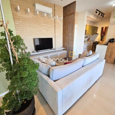 Cobertura com 142m², 3 quartos (sendo 1 suíte), 3 garagens, no bairro Campeche em Florianópolis