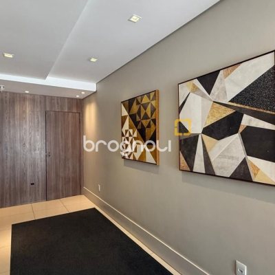 Sala com 48m², 1 garagem, no bairro Centro em Florianópolis