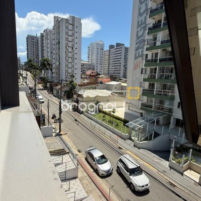 Sala com 48m², 1 garagem, no bairro Centro em Florianópolis
