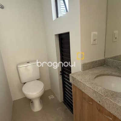 Sala com 48m², 1 garagem, no bairro Centro em Florianópolis