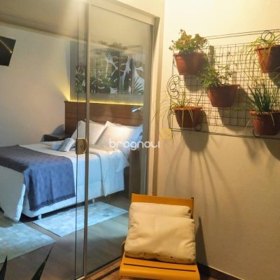 Casa com 450m², 8 quartos (sendo 8 suítes), 5 garagens, no bairro Centro em Florianópolis