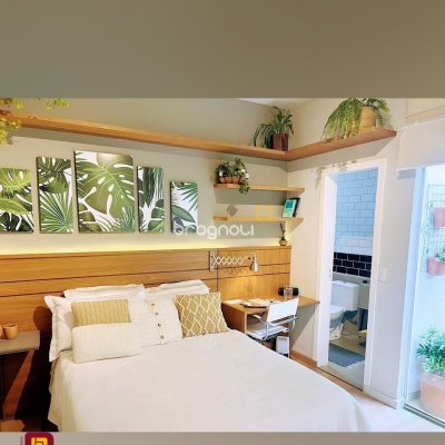 Casa com 450m², 8 quartos (sendo 8 suítes), 5 garagens, no bairro Centro em Florianópolis