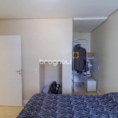 Cobertura com 297m², 4 quartos (sendo 2 suítes), 3 garagens, no bairro João Paulo em Florianópolis