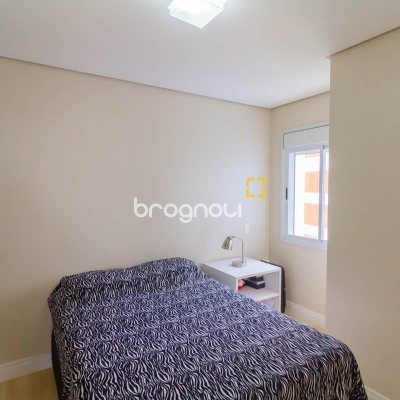 Cobertura com 297m², 4 quartos (sendo 2 suítes), 3 garagens, no bairro João Paulo em Florianópolis