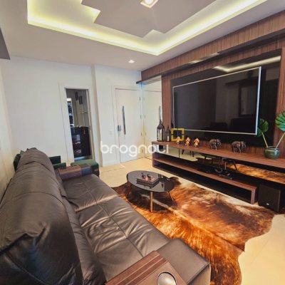 Cobertura com 219m², 2 quartos (sendo 2 suítes), 2 garagens, no bairro Campeche em Florianópolis