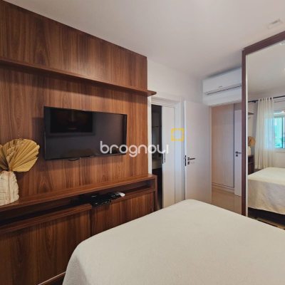 Cobertura com 219m², 2 quartos (sendo 2 suítes), 2 garagens, no bairro Campeche em Florianópolis