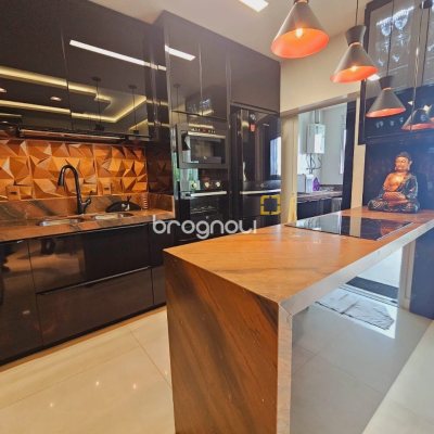 Cobertura com 219m², 2 quartos (sendo 2 suítes), 2 garagens, no bairro Campeche em Florianópolis