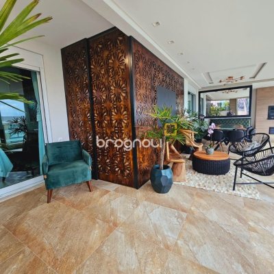 Cobertura com 219m², 2 quartos (sendo 2 suítes), 2 garagens, no bairro Campeche em Florianópolis