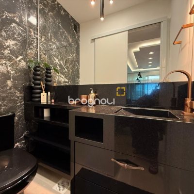 Cobertura com 219m², 2 quartos (sendo 2 suítes), 2 garagens, no bairro Campeche em Florianópolis