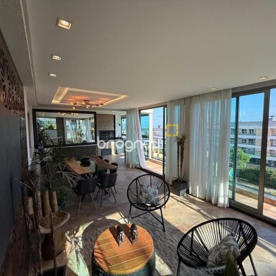 Cobertura com 219m², 2 quartos (sendo 2 suítes), 2 garagens, no bairro Campeche em Florianópolis