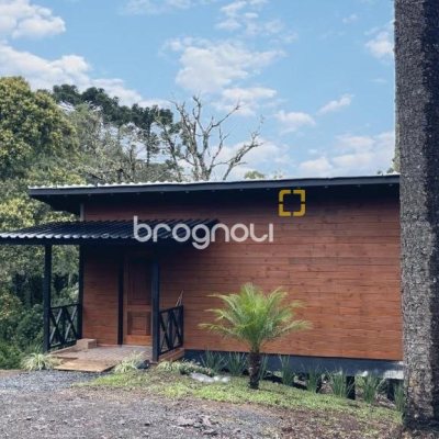 Sítio com 130m², 3 quartos (sendo 3 suítes), 3 garagens, no bairro Centro em Urubici