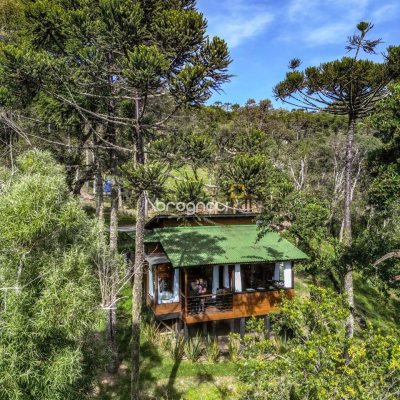 Sítio com 130m², 3 quartos (sendo 3 suítes), 3 garagens, no bairro Centro em Urubici