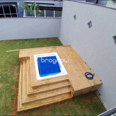 Casa com 210m², 3 quartos (sendo 3 suítes), 4 garagens, no bairro Campeche em Florianópolis