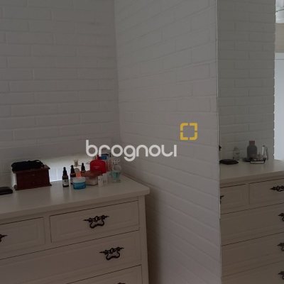 Casa com 136m², 3 quartos (sendo 1 suíte), 2 garagens, no bairro Campeche em Florianópolis