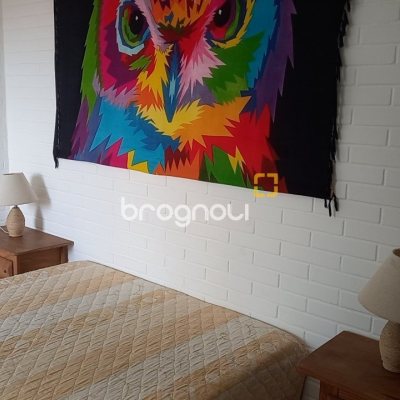 Casa com 136m², 3 quartos (sendo 1 suíte), 2 garagens, no bairro Campeche em Florianópolis