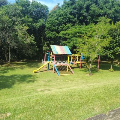 Terreno com 1312m², no bairro Córrego Grande em Florianópolis
