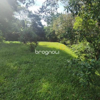 Terreno com 1312m², no bairro Córrego Grande em Florianópolis