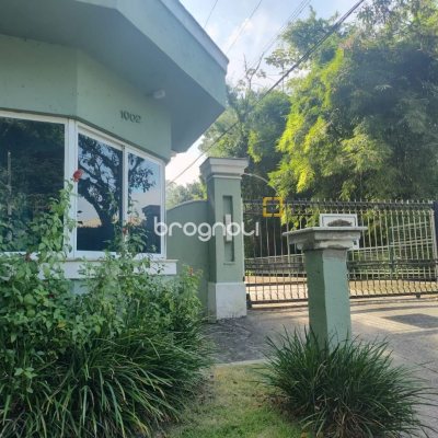 Terreno com 1312m², no bairro Córrego Grande em Florianópolis