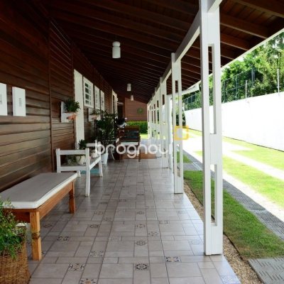 Casa com 158m², 3 quartos (sendo 1 suíte), no bairro Lagoa da Conceição em Florianópolis