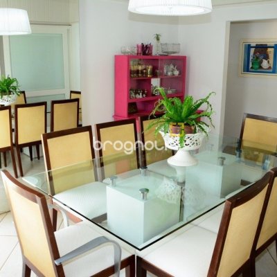 Casa com 158m², 3 quartos (sendo 1 suíte), no bairro Lagoa da Conceição em Florianópolis