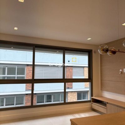 Apartamento com 42m², 1 quarto, 1 garagem, no bairro Estreito em Florianópolis
