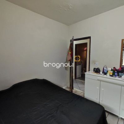 Casa com 100m², 3 quartos, 2 garagens, no bairro Areias em São José