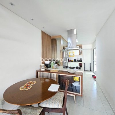 Casa com 120m², 3 quartos (sendo 2 suítes), 2 garagens, no bairro Areias em São José