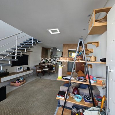 Casa com 120m², 3 quartos (sendo 2 suítes), 2 garagens, no bairro Areias em São José