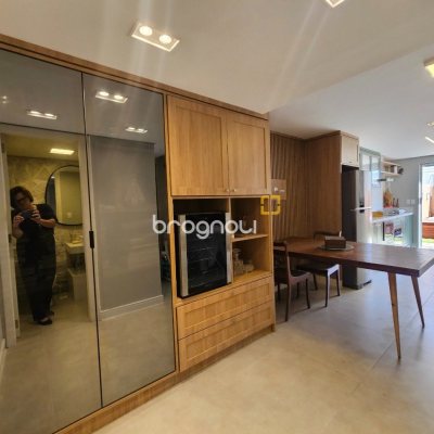 Casa com 120m², 3 quartos (sendo 2 suítes), 2 garagens, no bairro Areias em São José