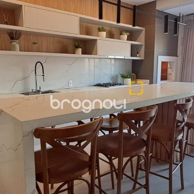 Apartamento com 91m², 3 quartos (sendo 1 suíte), 2 garagens, no bairro Ingleses em Florianópolis