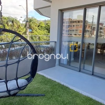 Apartamento com 91m², 3 quartos (sendo 1 suíte), 2 garagens, no bairro Ingleses em Florianópolis