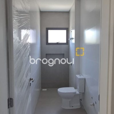 Apartamento com 91m², 3 quartos (sendo 1 suíte), 2 garagens, no bairro Ingleses em Florianópolis