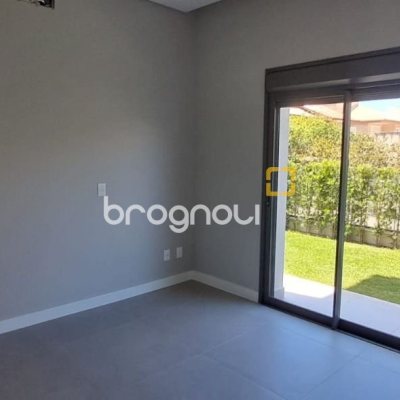 Apartamento com 91m², 3 quartos (sendo 1 suíte), 2 garagens, no bairro Ingleses em Florianópolis