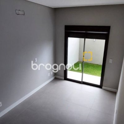Apartamento com 91m², 3 quartos (sendo 1 suíte), 2 garagens, no bairro Ingleses em Florianópolis
