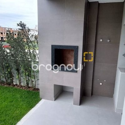 Apartamento com 91m², 3 quartos (sendo 1 suíte), 2 garagens, no bairro Ingleses em Florianópolis
