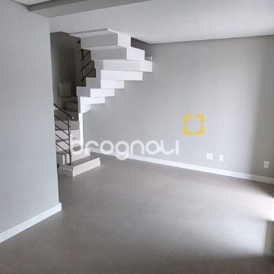 Apartamento com 72m², 2 quartos (sendo 1 suíte), 1 garagem, no bairro Ingleses em Florianópolis
