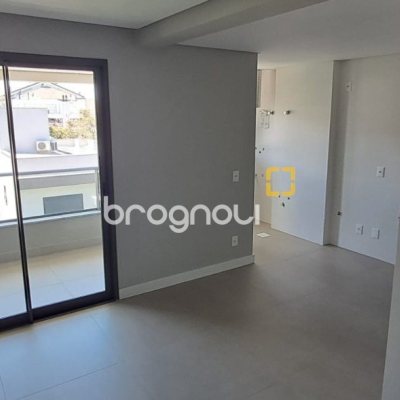 Apartamento com 72m², 2 quartos (sendo 1 suíte), 1 garagem, no bairro Ingleses em Florianópolis