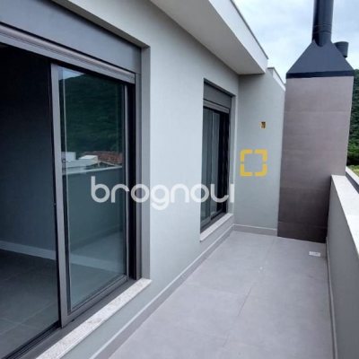 Apartamento com 72m², 2 quartos (sendo 1 suíte), 1 garagem, no bairro Ingleses em Florianópolis