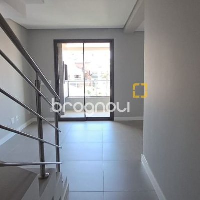 Apartamento com 72m², 2 quartos (sendo 1 suíte), 1 garagem, no bairro Ingleses em Florianópolis
