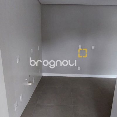 Apartamento com 72m², 2 quartos (sendo 1 suíte), 1 garagem, no bairro Ingleses em Florianópolis