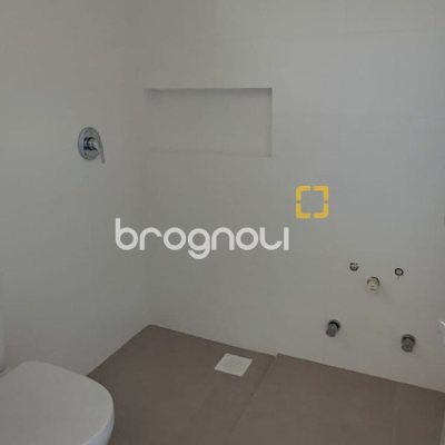 Apartamento com 72m², 2 quartos (sendo 1 suíte), 1 garagem, no bairro Ingleses em Florianópolis