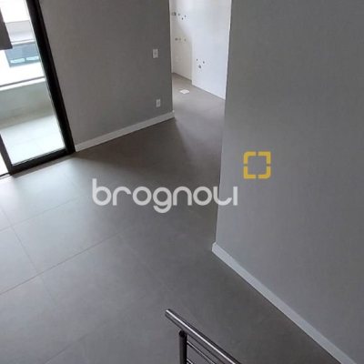 Apartamento com 72m², 2 quartos (sendo 1 suíte), 1 garagem, no bairro Ingleses em Florianópolis