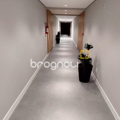 Apartamento com 76m², 2 quartos (sendo 2 suítes), 2 garagens, no bairro Ingleses em Florianópolis