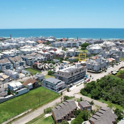 Apartamento com 76m², 2 quartos (sendo 2 suítes), 2 garagens, no bairro Ingleses em Florianópolis