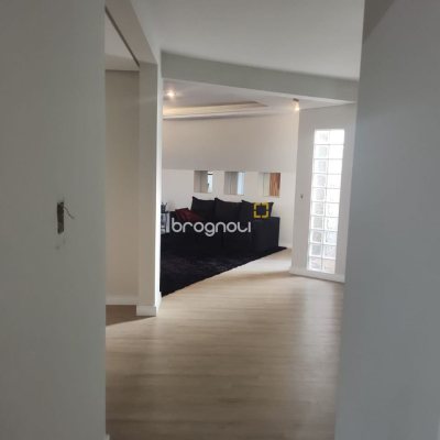 Cobertura com 396m², 3 quartos (sendo 1 suíte), 2 garagens, no bairro Bom Abrigo em Florianópolis