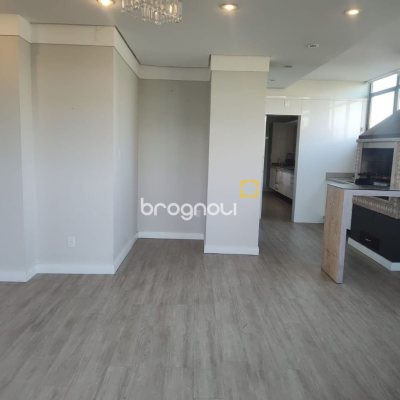 Cobertura com 396m², 3 quartos (sendo 1 suíte), 2 garagens, no bairro Bom Abrigo em Florianópolis