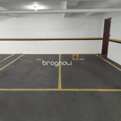 Cobertura com 396m², 3 quartos (sendo 1 suíte), 2 garagens, no bairro Bom Abrigo em Florianópolis