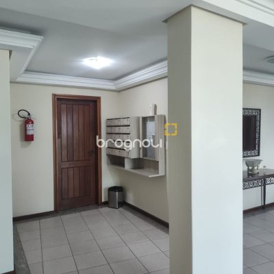 Cobertura com 396m², 3 quartos (sendo 1 suíte), 2 garagens, no bairro Bom Abrigo em Florianópolis